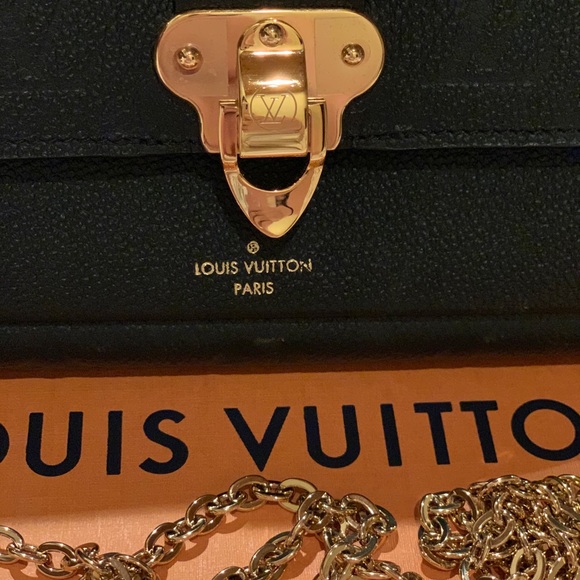 SOLD Louis Vuitton Empreinte Vavin WOC crossbody - Picture 2 of 8